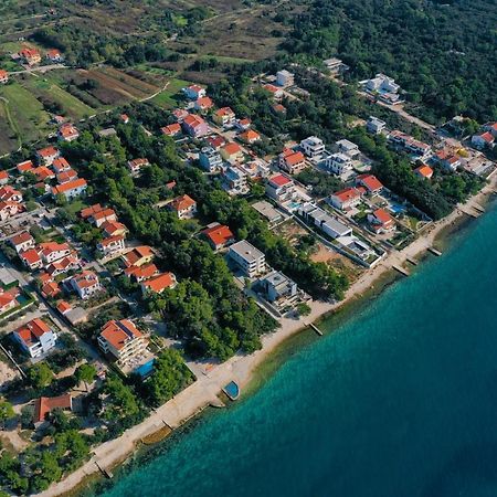 Apartments Zvjezdana ペトルチャネ エクステリア 写真