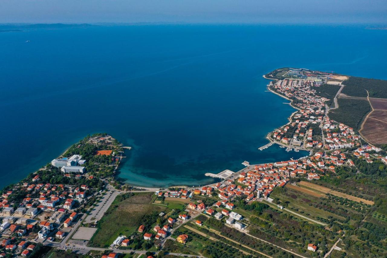 Apartments Zvjezdana ペトルチャネ エクステリア 写真